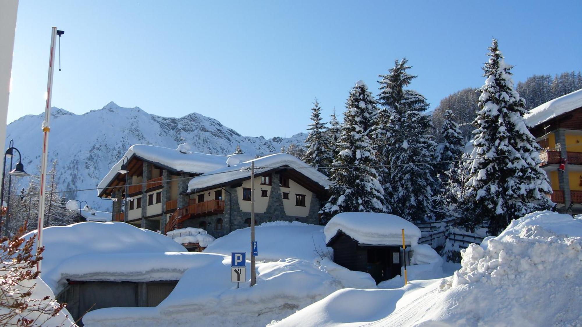Les Myosotis Aparthotel Champoluc